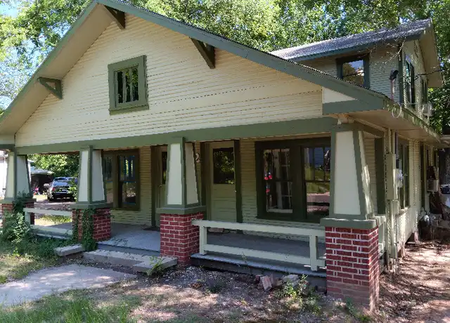Property at 112 E Nelson St, Longview, TX, 75601, 2 beds, 2 baths, [object Object]