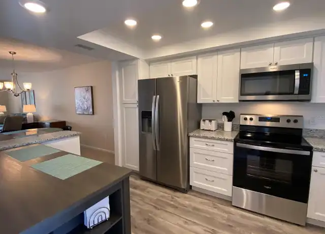 Property at 5575 Gulf Blvd #422, St Pete Beach, FL, 33706, 2 beds, 2 baths, [object Object]