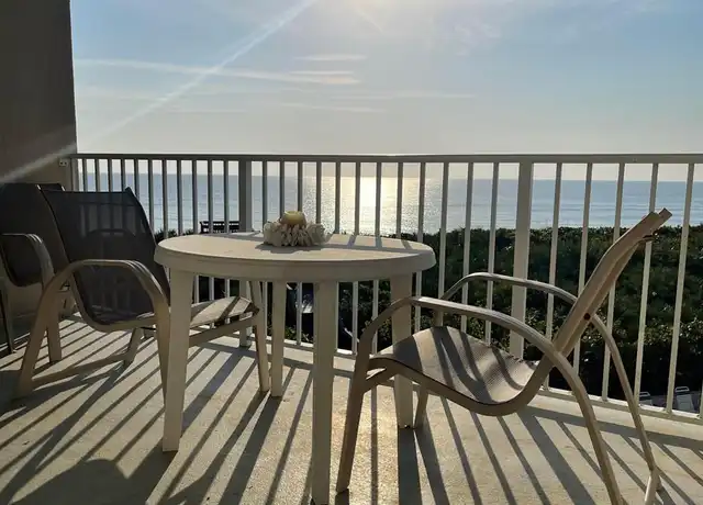 Property at 429 NE Tradewind Ln, Stuart, FL, 34996, 1 bed, 1 bath, [object Object]