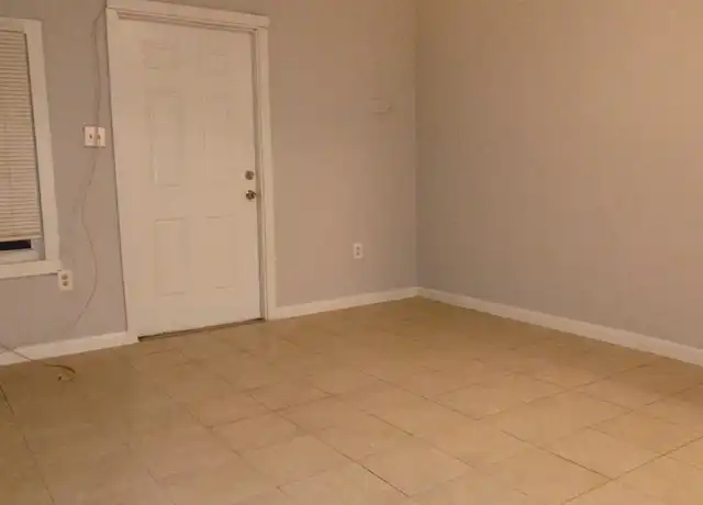 Property at 538 NW 16th St Unit 2, Homestead, FL, 33034, 0 beds, 1 bath, [object Object]