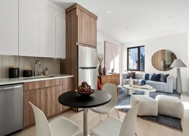 Property at The Oxford - 87 Oxford St, Lynn, MA, 01901, 1 bed, 1 bath, [object Object]