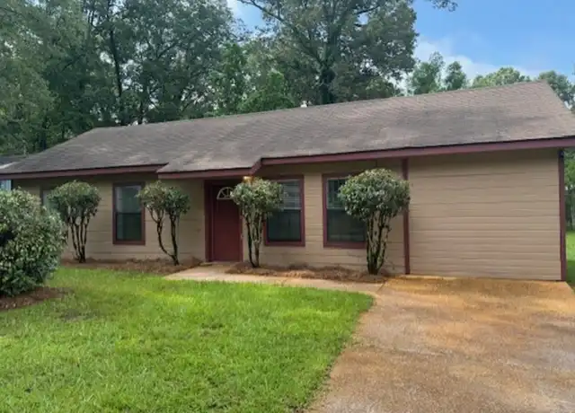Property at 1460 May Ave, Jackson, MS, 39212, 4 beds, 2 baths, [object Object]