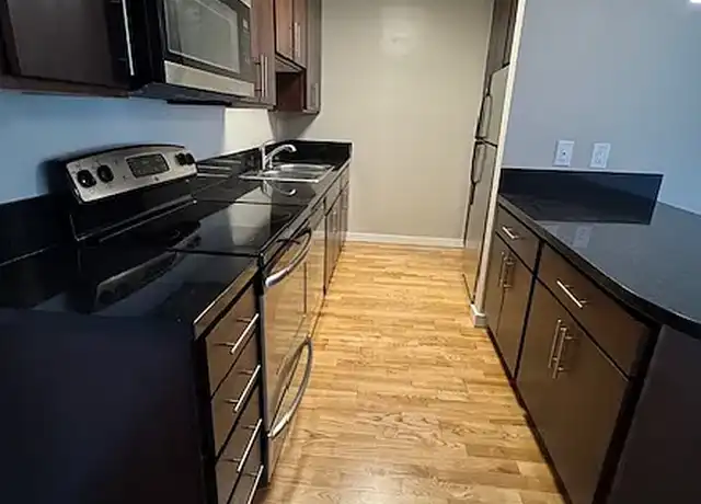 Property at Park East Apartments - 111 W Pennsylvania Ave, San Diego, CA, 92103, 1-2 bed, 1-2 bath, [object Object]
