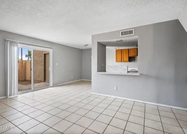 Property at 4443 E Wood St, Phoenix, AZ, 85040, 3 beds, 1 bath, [object Object]