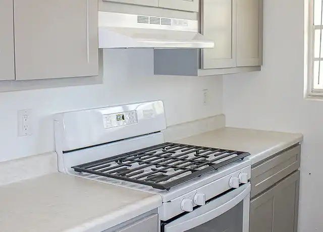 Property at The Residences at Bella Vista - 11185 Oak Parkway Ln, St. Louis, MO, 63138, 1-3 bed, 1-2 bath, [object Object]