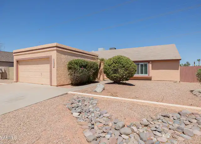 Property at 1540 E Divot Dr, Tempe, AZ, 85283, 3 beds, 2 baths, [object Object]
