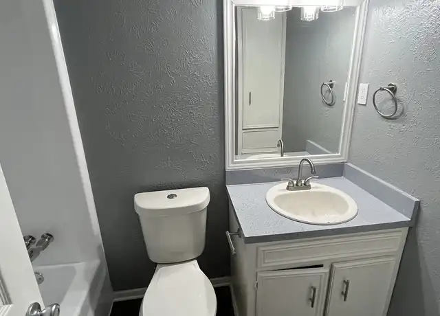 Property at 315 Cedar St Unit 30, Cedar Hill, TX, 75104, 1 bed, 1 bath, [object Object]