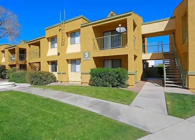 Property at Silverado Apartments - 5000 S Country Club Rd, Tucson, AZ, 85706, 1 bed, 1 bath, [object Object]
