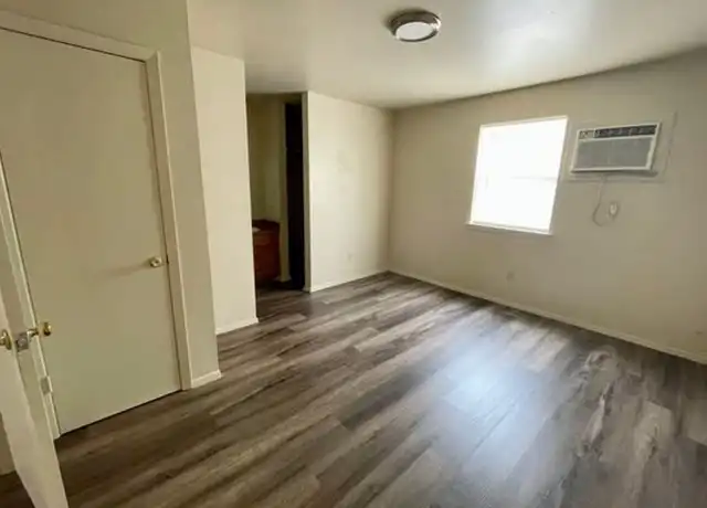 Property at 8825 Thomas St, Sherwood, AR, 72120, 1 bed, 1 bath, [object Object]
