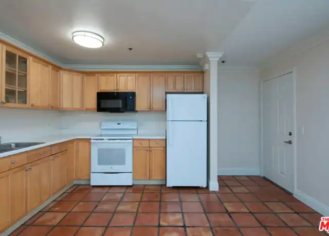 Property at 227 16th St Unit 225, San Diego, CA, 92101, 1 bed, 1 bath, [object Object]