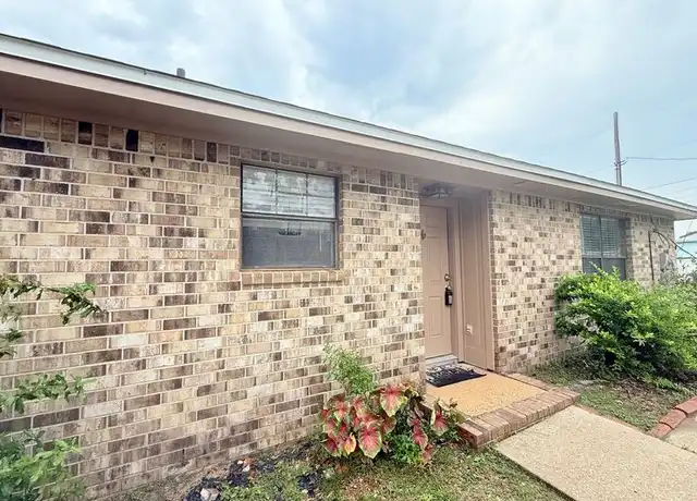Property at 6101 Lake Joanne Dr, Pensacola, FL, 32506, 2 beds, 2 baths, [object Object]