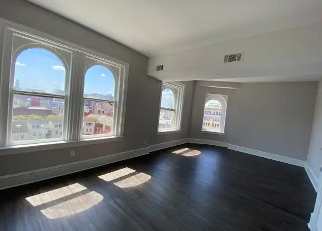 Property at 306 W Franklin St Unit 301, Baltimore, MD, 21201, 1 bed, 1 bath, [object Object]