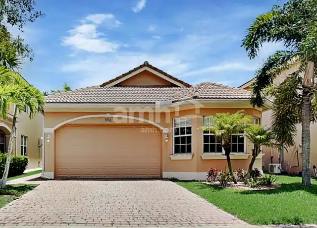 Property at 996 NW Leonardo Cir, Port Saint Lucie, FL, 34986, 3 beds, 2 baths, [object Object]