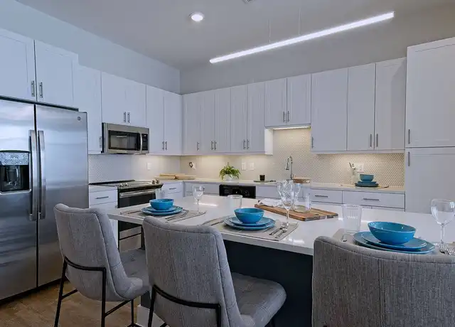 Property at The Rise Apartments - 420 Monroe Ave, Memphis, TN, 38103, 0-2 beds, 1-2 bath, [object Object]
