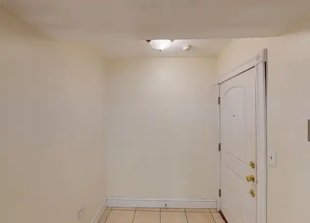 Property at 33 Walbridge St, Allston, MA, 02134, 1 bed, 1 bath, [object Object]