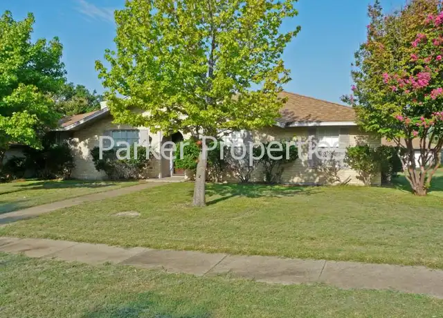 Property at 913 Lancaster Park Dr, Lancaster, TX, 75146, 3 beds, 2 baths, [object Object]