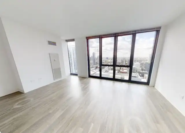 Property at 622 N Wells St, Chicago, IL, 60654, 1 bed, 1 bath, [object Object]