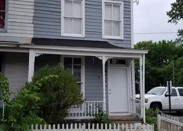 Property at 710 N 23rd St, Richmond, VA, 23223, 3 beds, 2 baths, [object Object]