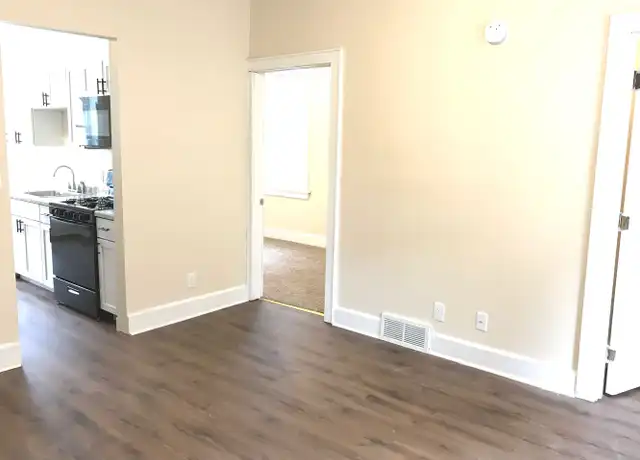 Property at 421-425 W Washington St #1, Milwaukee, WI, 53204, 1 bed, 1 bath, [object Object]