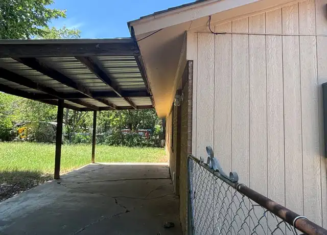 Property at 3402 Sagebrush Dr, Denton, TX, 76209, 3 beds, 1.5 baths, [object Object]