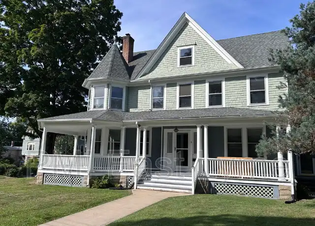 Property at 4 Goldberg Ave Unit 1, Norwich, CT, 06360, 2 beds, 1 bath, [object Object]