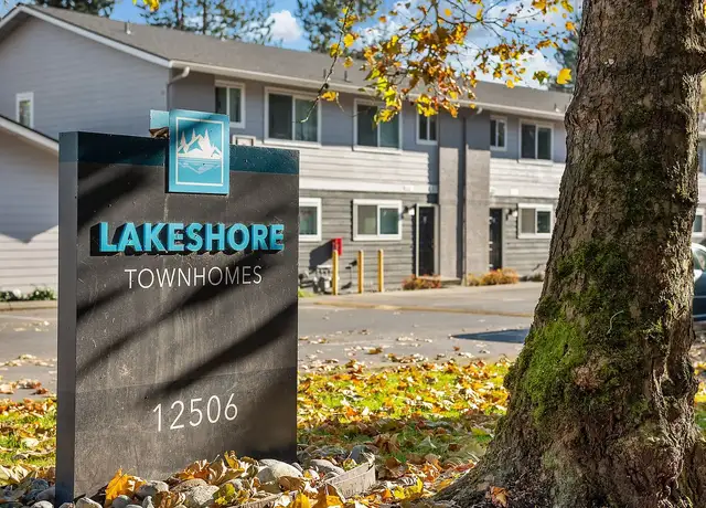 Photo of 12506 16th St NE, Lake Stevens, WA 98258