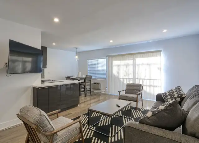Property at Hacienda Place Apartments LLC - 1115 Hacienda Pl, West Hollywood, CA, 90069, 1 bed, 1 bath, [object Object]