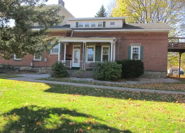 Property at 34 Hathaway St E Unit 2, Girard, PA, 16417, 1 bed, 1 bath, [object Object]