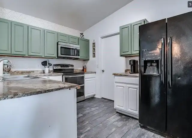 Property at 14612 Marbleleaf Dr, Edmond, OK, 73013, 3 beds, 2 baths, [object Object]