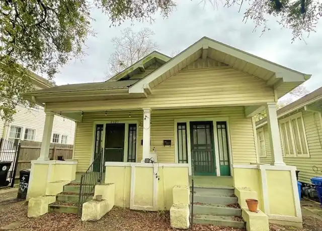 Property at 2527 Nashville Ave, New Orleans, LA, 70115, 2 beds, 1 bath, [object Object]