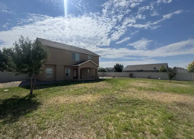 Property at 40 Positano Loop, Roswell, NM, 88201, 4 beds, 2.5 baths, [object Object]