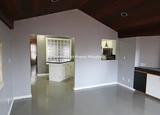 Property at 654 W 2200 N, Woods Cross, UT, 84087, 4 beds, 2 baths, [object Object]