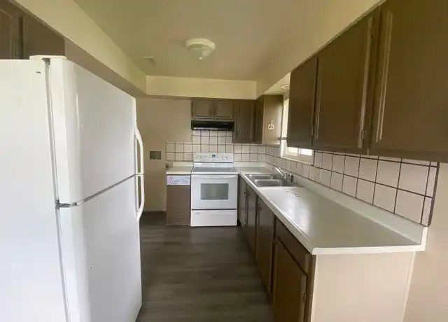 Property at 10749 S Dixie Hwy Unit 2, Erie, MI, 48133, 2 beds, 1 bath, [object Object]