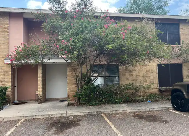 Property at 901B Castle Heights Dr Unit 901-B, Laredo, TX, 78041, 2 beds, 2.5 baths, [object Object]
