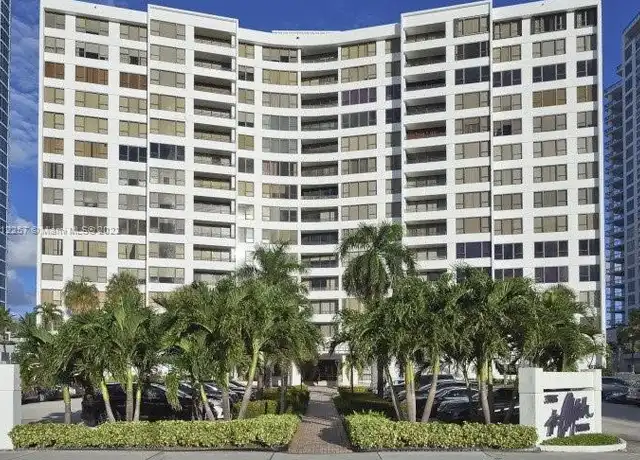 Property at 3505 S Ocean Dr #108, Hollywood, FL, 33019, 0 beds, 1 bath, [object Object]