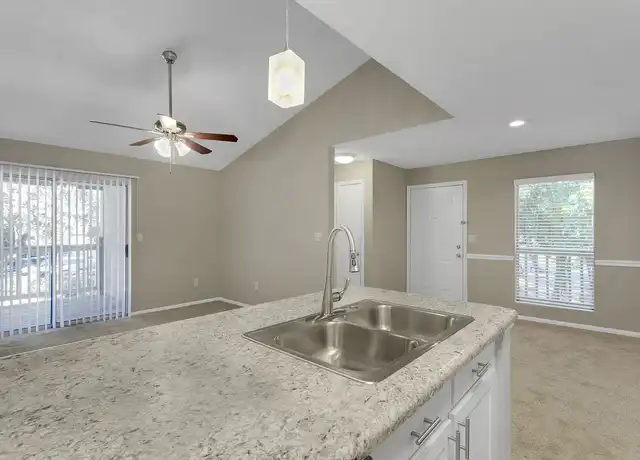 Property at Oak Ridge at Pelham - 150 Oak Ridge Pl, Greenville, SC, 29615, 2 beds, 1-2 bath, [object Object]