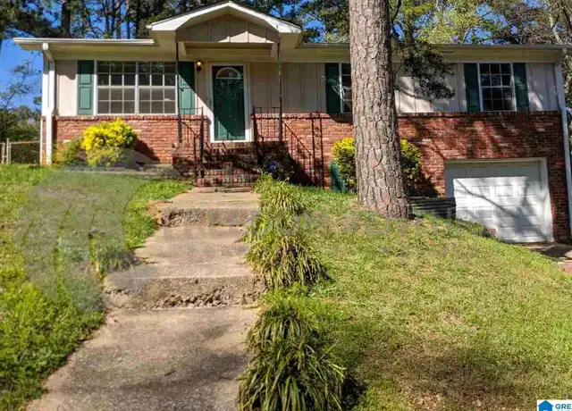 Property at 424 21st Ave NE, Center Point, AL, 35215, 4 beds, 2 baths, [object Object]