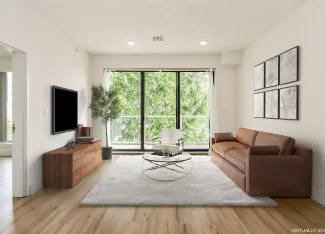 Property at 28 Vroom St Unit 302, Jersey City, NJ, 07306, 1 bed, 1 bath, [object Object]