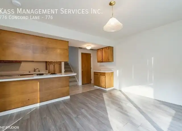 Property at 776 Concord Ln Unit 776, Barrington, IL, 60010, 3 beds, 1.5 baths, [object Object]