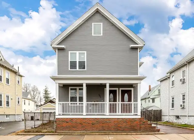 Property at 285 Charles St Unit 2, Malden, MA, 02148, 3 beds, 3 baths, [object Object]