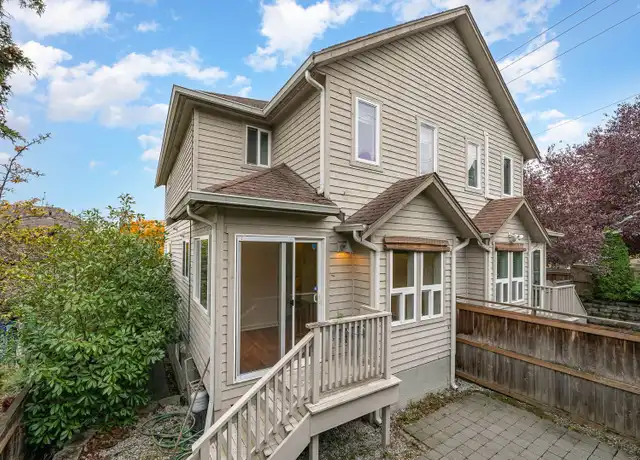 Property at 2308 W Dravus St, Seattle, WA, 98199, 2 beds, 2 baths, [object Object]