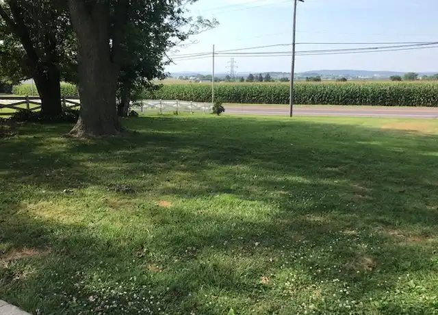 Property at 446 E Main St, Leola, PA, 17540, 2 beds, 1 bath, [object Object]