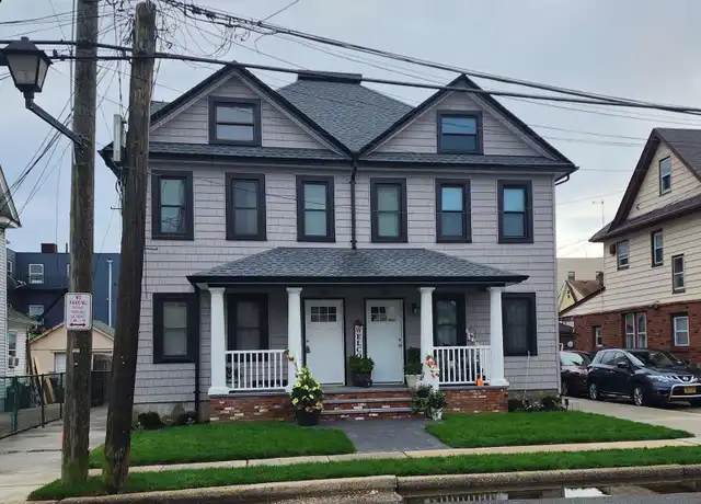 Property at 157 Cleveland Ave Unit B, Mineola, NY, 11501, 1 bed, 1 bath, [object Object]