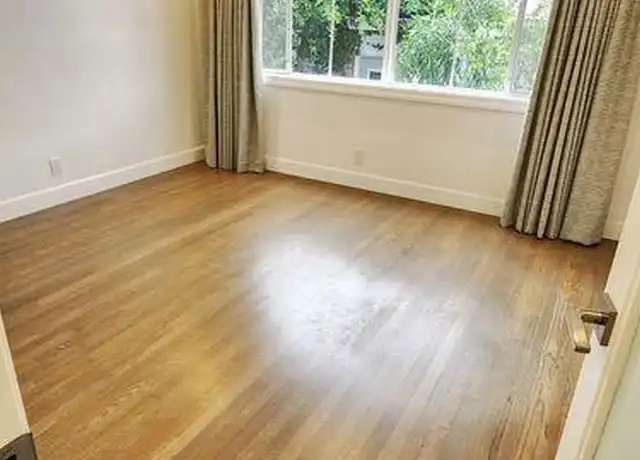Property at 140 San Vicente Blvd Unit A, Santa Monica, CA, 90402, 2 beds, 2 baths, [object Object]