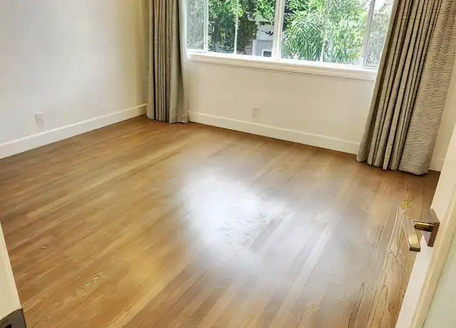 Property at 140 San Vicente Blvd Unit A, Santa Monica, CA, 90402, 2 beds, 2 baths, [object Object]