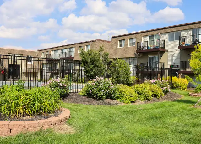 Property at 806 N 34th St Unit 805-11, Council Bluffs, IA, 51501, 2 beds, 1 bath, [object Object]