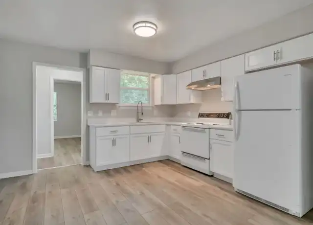 Property at 100 Old Trail Ct Unit 1, Nashville, TN, 37207, 3 beds, 1 bath, [object Object]