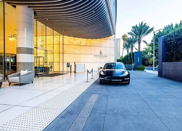 Property at 9000 W 3rd St #214, Los Angeles, CA, 90048, 1 bed, 2 baths, [object Object]
