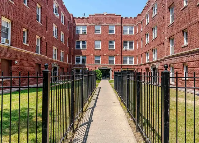 Property at 4744 N Whipple St, Chicago, IL, 60625, 0 beds, 1 bath, [object Object]