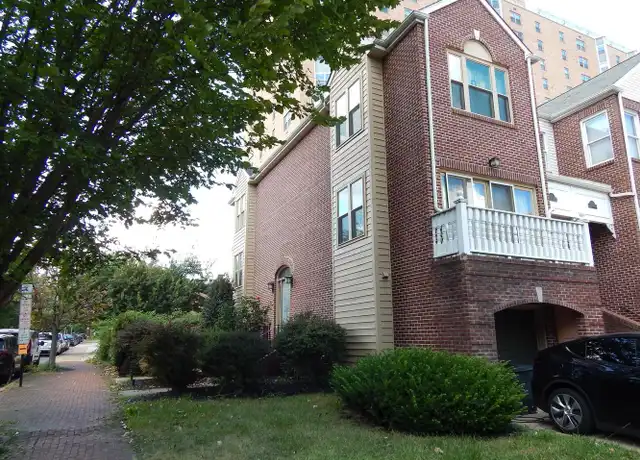Property at 1301 Delaware Ave, Wilmington, DE, 19806, 2 beds, 3.5 baths, [object Object]